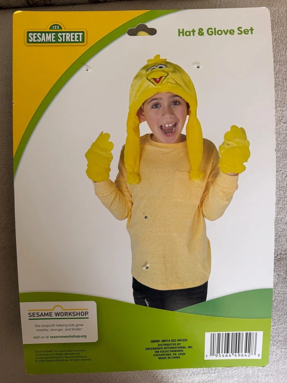 Sesame Street Big Bird Plush Yellow Hat and Glove Set - 3 Piece Set